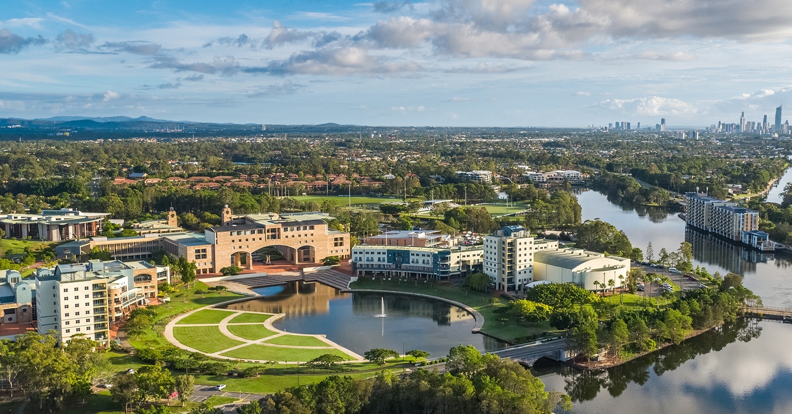 Bond University HDR Scholarship Program 2022 in Australia (Funded)